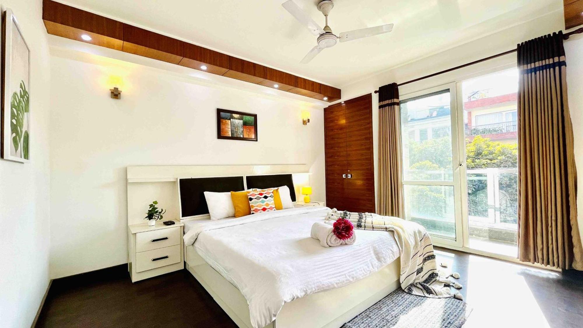 Olive Service Apartments - Greater Kailash New Delhi Room photo