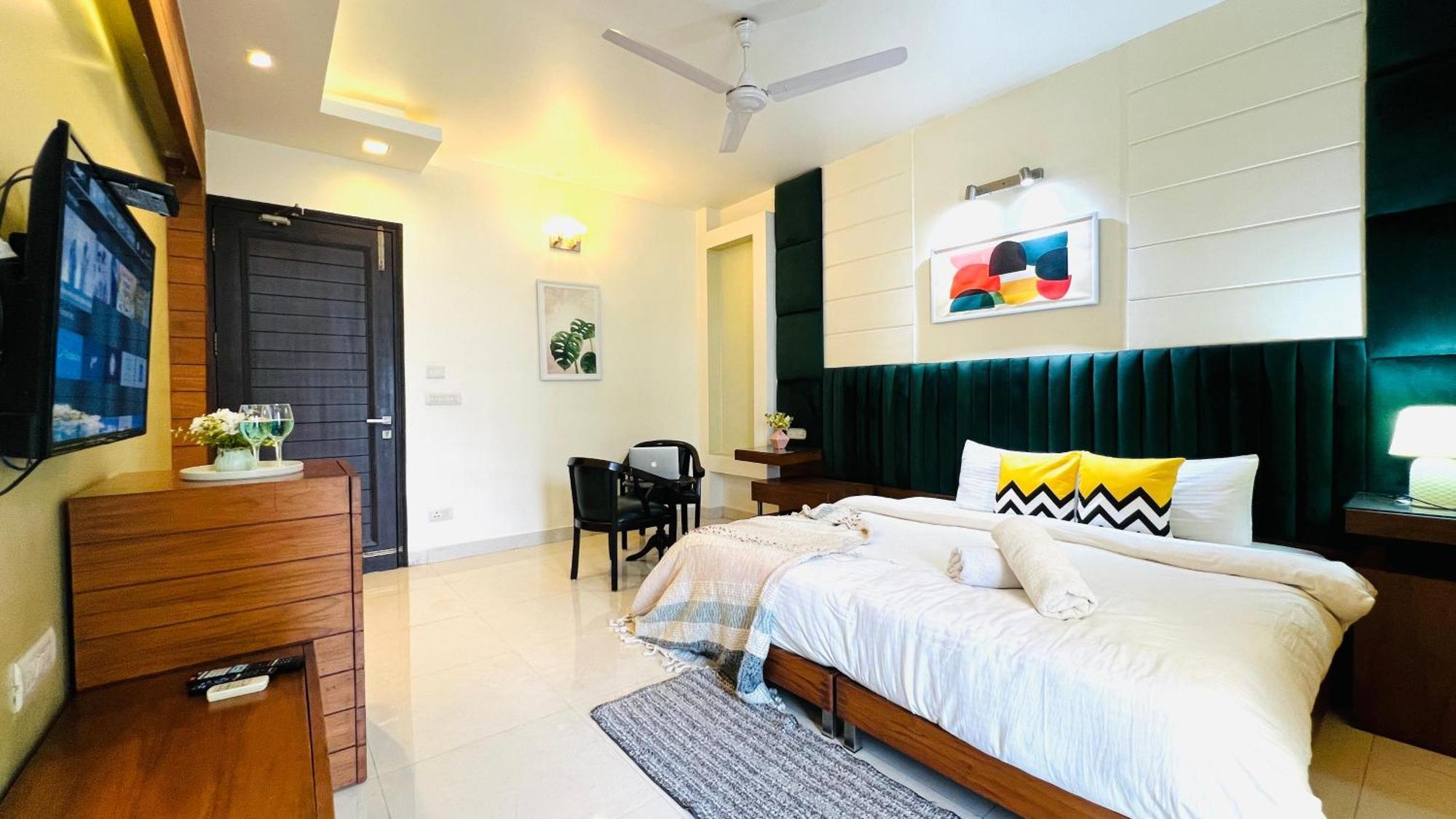 Olive Service Apartments - Greater Kailash New Delhi Exterior photo